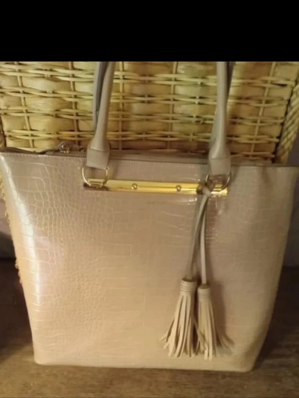 Anne Klien Pebbled Croc-Embossed Faux leather Spacious,Durable Tote-Shoulder Bag